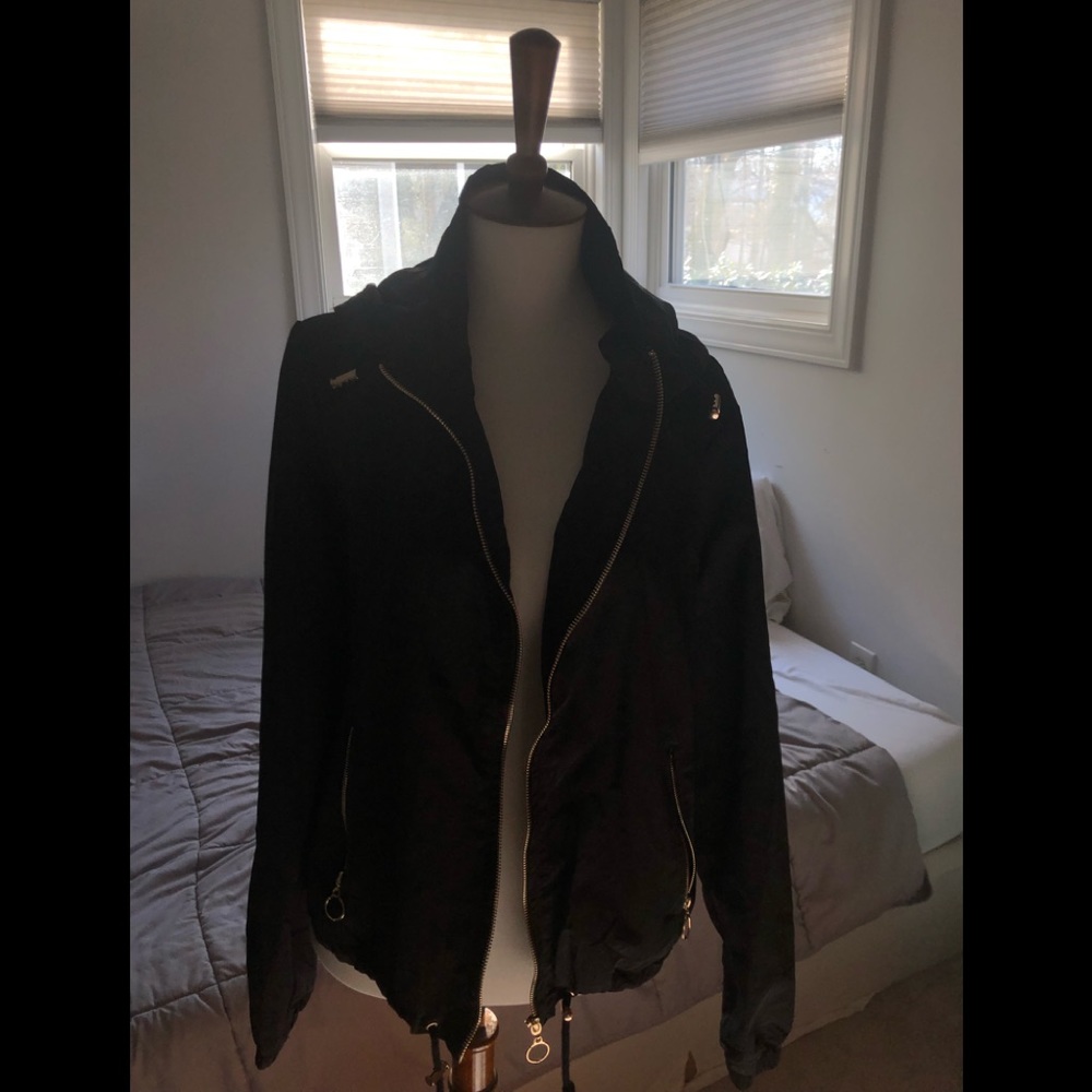 Stylish Windbreaker Jacket